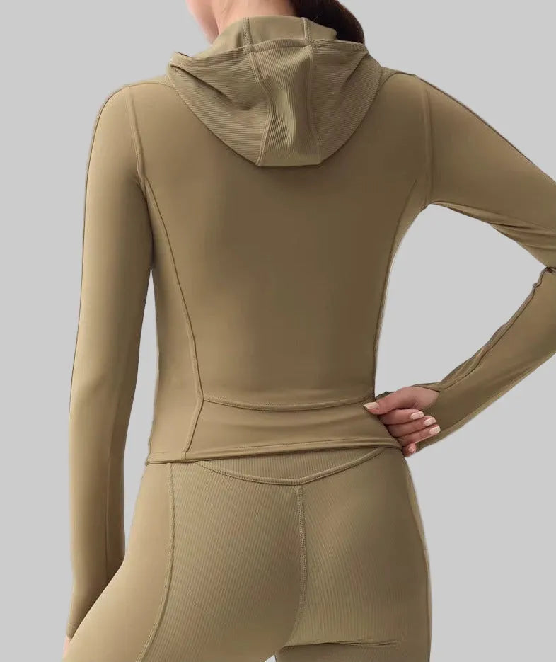 Chaqueta fitness mujer capucha para outdoor
